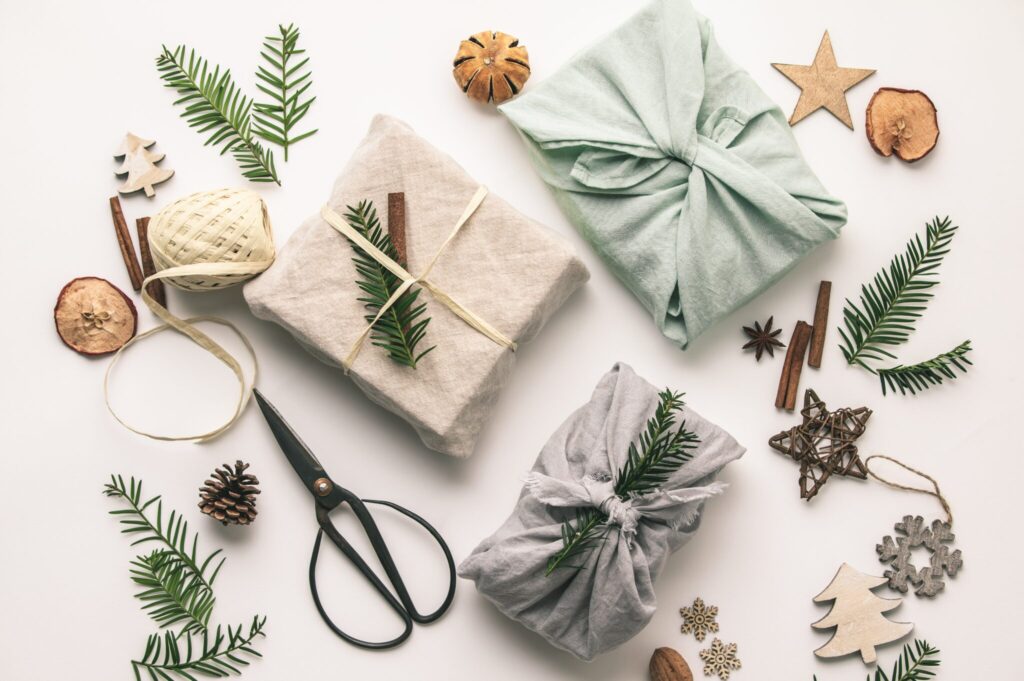 eco friendly gift wrap